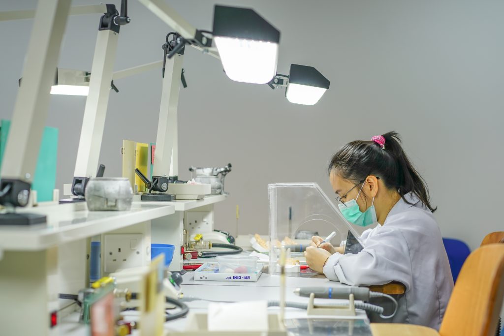 Bachelor of Dental Technology in Malaysia AIMST University